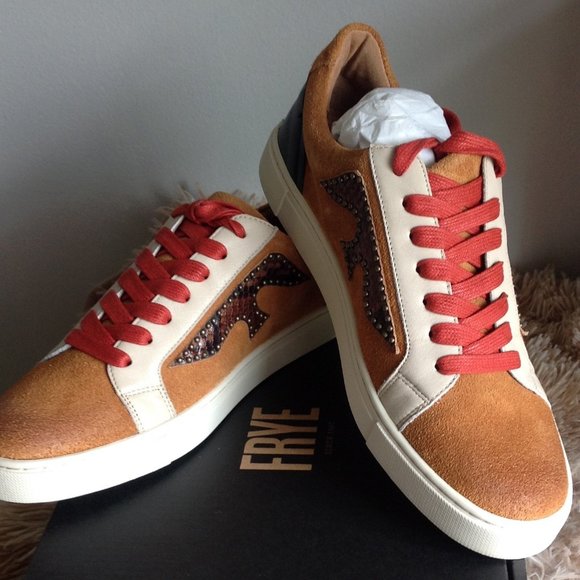 Frye Ivy Logo Patch Low Sneakers - Picture 9 of 12